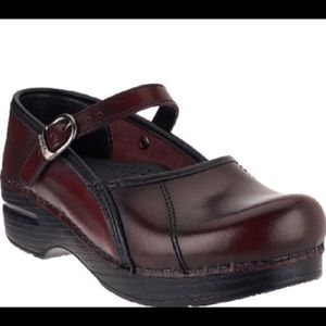 Dansko maryjanes size 39